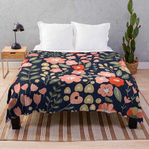 Aperçu de l'œuvre Ditsy Florals, Navy, Gold, Pink, Orange, Green créée et vendue par meggydesigns.