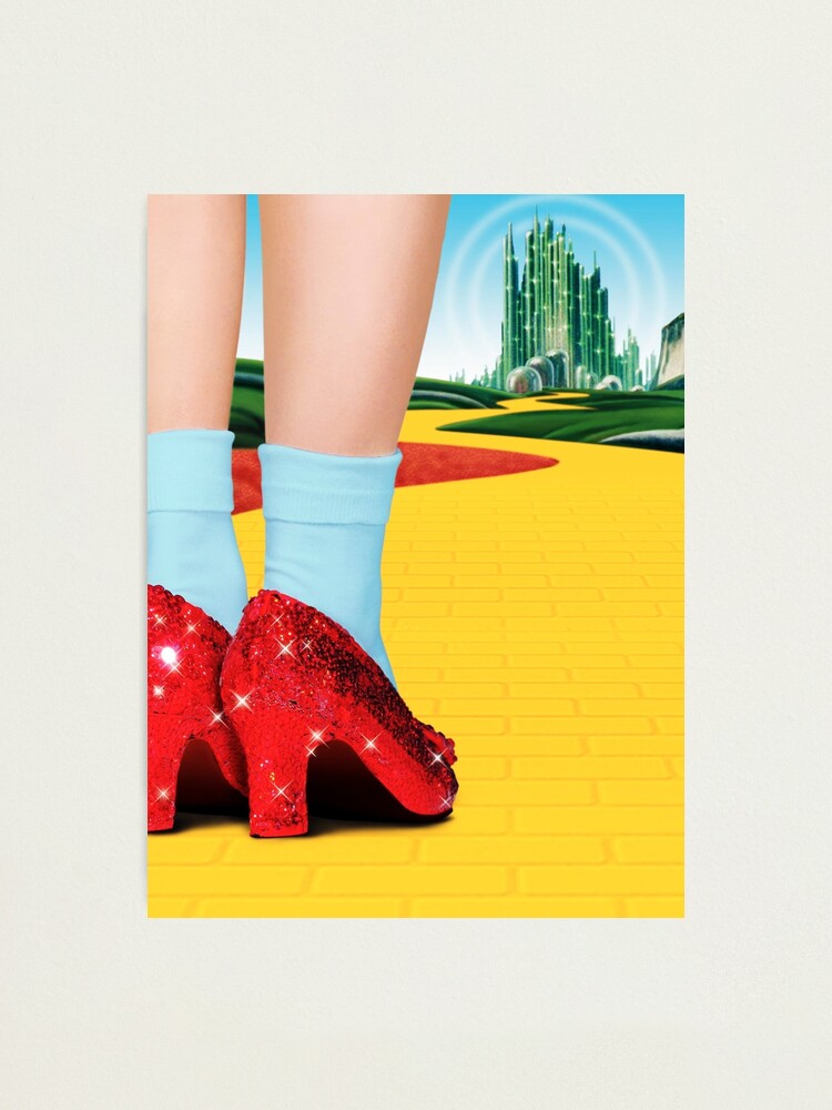 yellow brick road movie dorothy