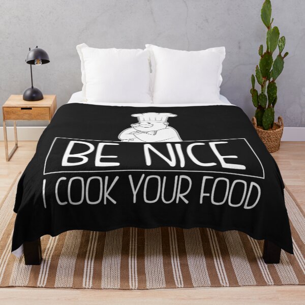Aperçu de l'œuvre Funny Be Nice I Cook Your Food Gift For Sous Chef Hommes Femmes Sweatshirt44 créée et vendue par tawanama.