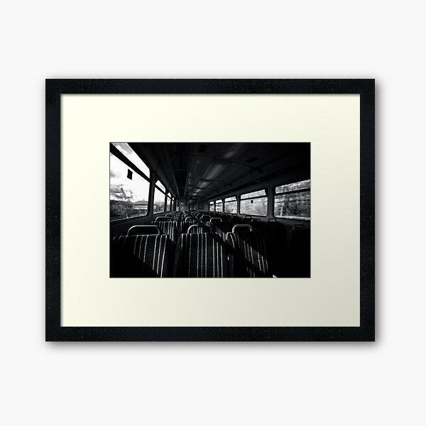 Vista previa del artículo con la obra «Vagón de tren vacío - Mono», diseñado y vendido por Allenart_UK.