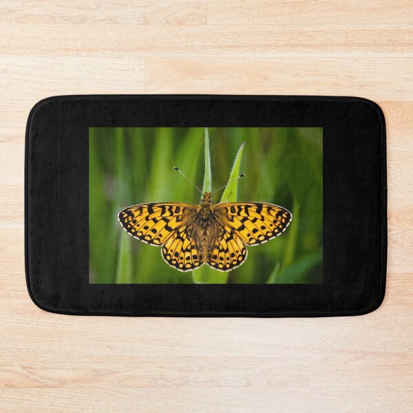 Artikelvorschau, Kleine Perle umrandete Fritillary entworfen und verkauft von heidipics.