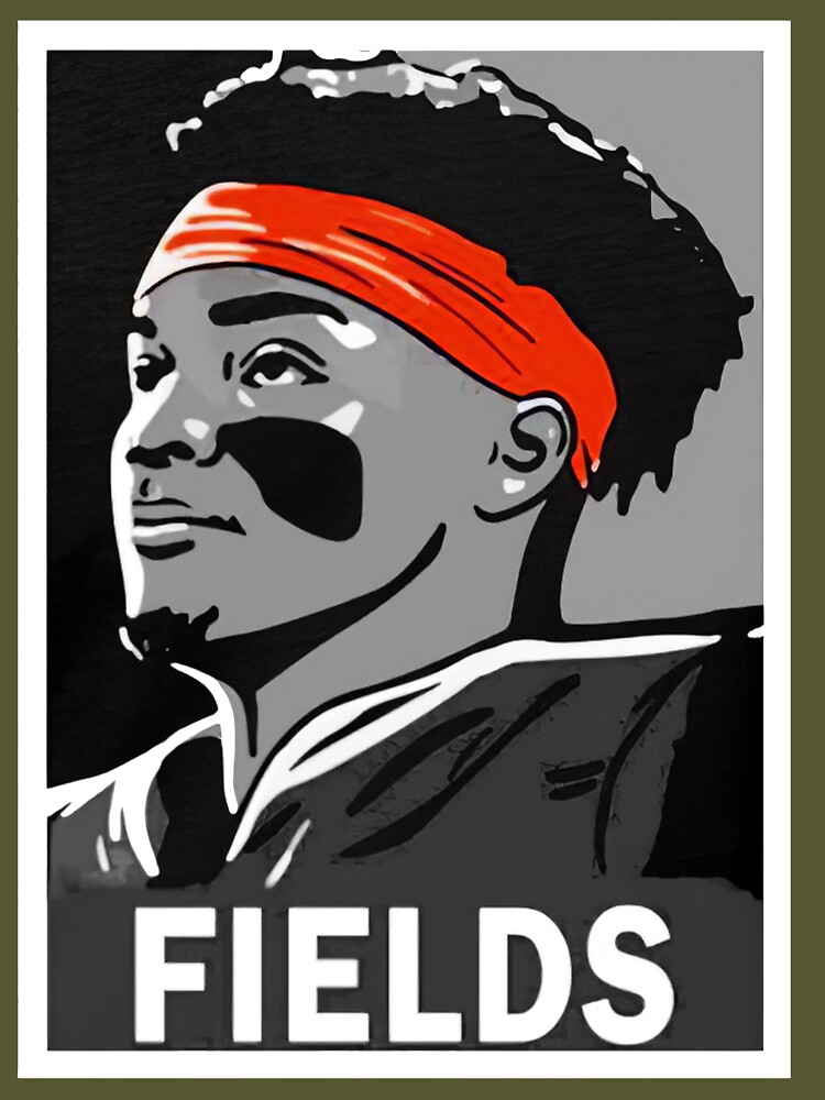 Soldier Fields, Justin Fields, Chicago Bears Essential T-Shirt