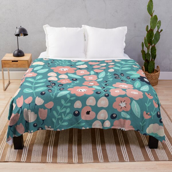 Aperçu de l'œuvre Ditsy Florals, Teal, Pink and Navy créée et vendue par meggydesigns.