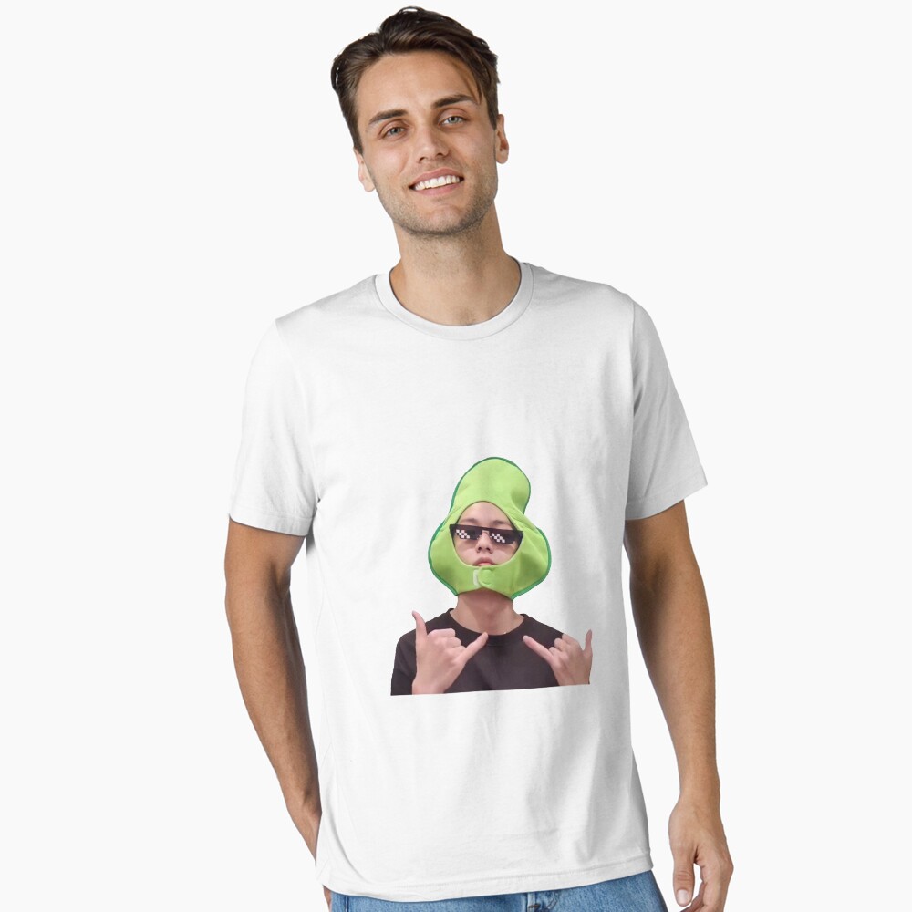 Artikel-Vorschau von Essential T-Shirt, designt und verkauft von purelyasiashop.