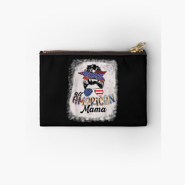 Aperçu de l'œuvre 4th of July All American Mama Bleached Tees Messy Bun Funny T-Shirt créée et vendue par Happy-Luxemb.