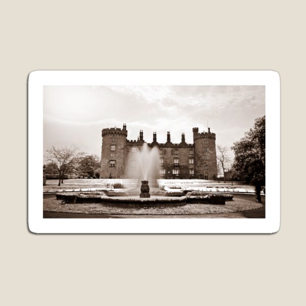 kilkenny castle Magnet