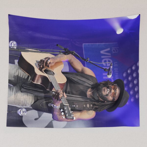 Item preview, r2858/  Finition 2021 - 3 -   Chanteur de Légende " merci " - 2017 -  fz 2000  (c)(h) Olavia-Olao Okaio Créations designed and sold by o.okaïo.