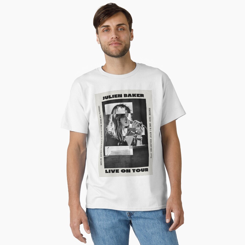 Artikel-Vorschau von Classic T-Shirt, designt und verkauft von Lucy-ll.