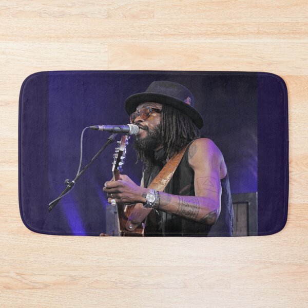 Item preview, r2860/  Finition 2021 - 5 -   Chanteur de Légende " merci " - 2017 -  fz 2000  (c)(h) Olavia-Olao Okaio Créations designed and sold by o.okaïo.