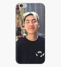 Vinilo o funda para iPhone RiceGum | Bryan Le | Camisa