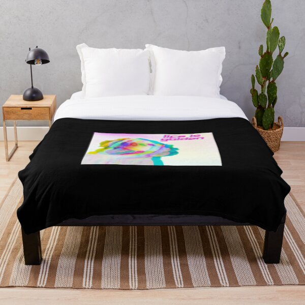 Item preview, La vida es dorada designed and sold by Bm Bellemo.