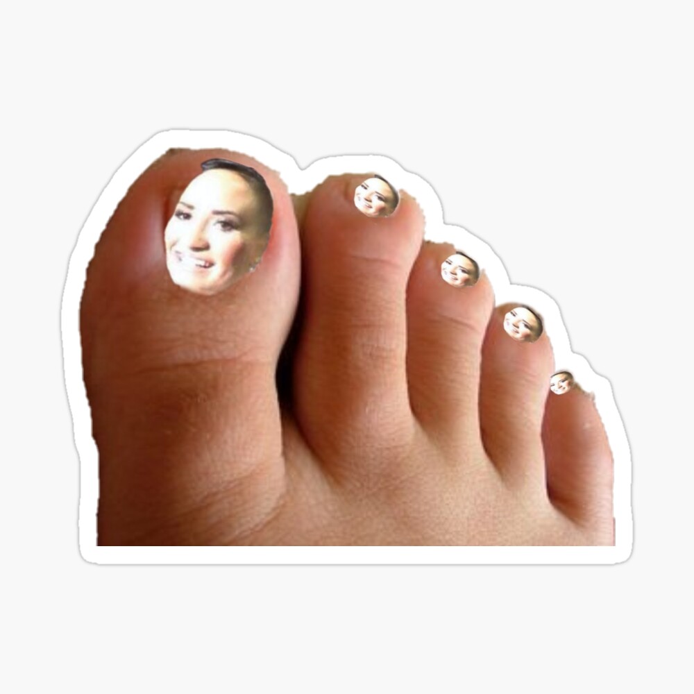 poot on toes