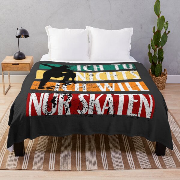 Artikelvorschau, Retro Grunge Skater mit Skateboard motiv entworfen und verkauft von honksunited.