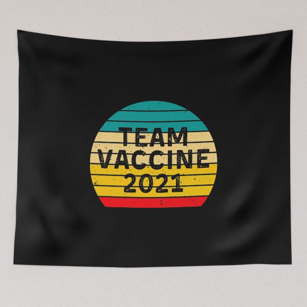 Artikelvorschau, Team Vaccine 2021 T-ShirtTeam Vaccine 2021 T-Shirt_von teefanty_ entworfen und verkauft von nguyetngatron.