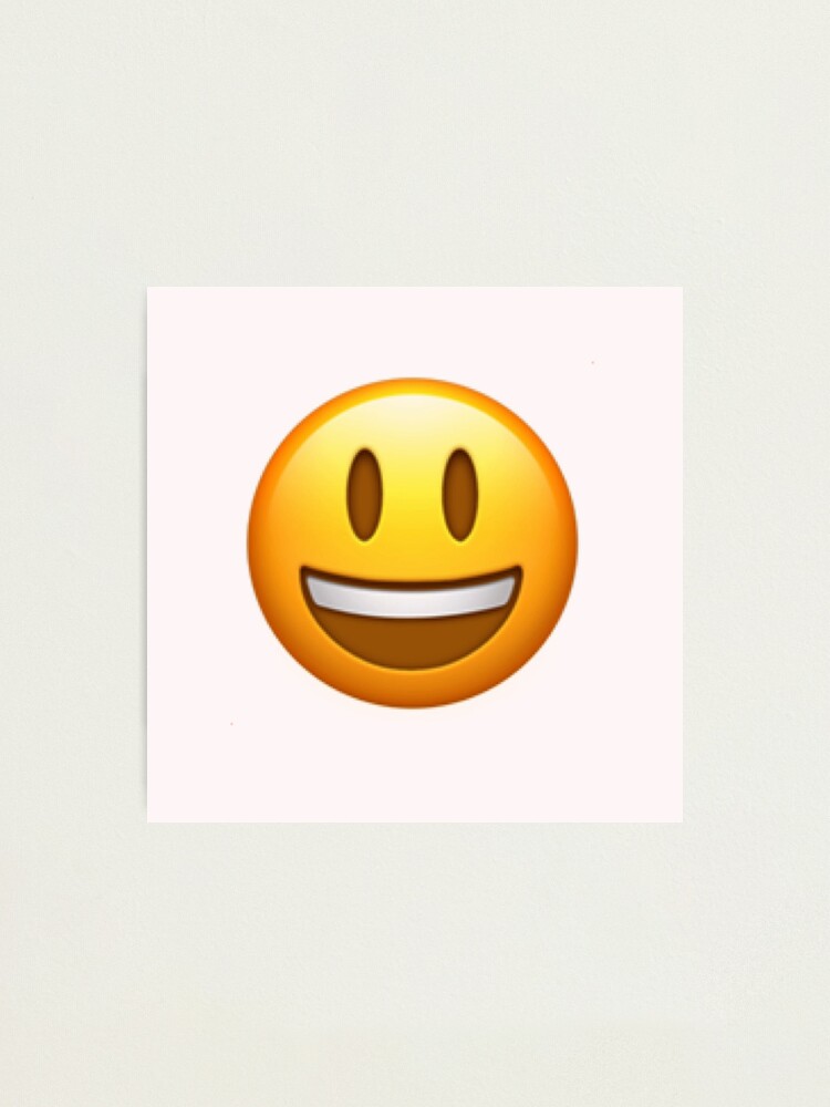 Emoji Smiley Face - Smile (6NZM43GWF) by smileydave