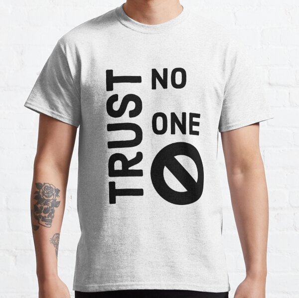 Tshirt Preta Trust No One Itals Brasil - Life is Now!
