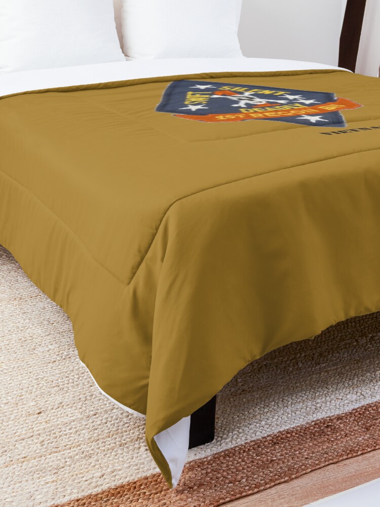 Alternate view of 1ST RECON BATTALION - VIETNAM Comforter