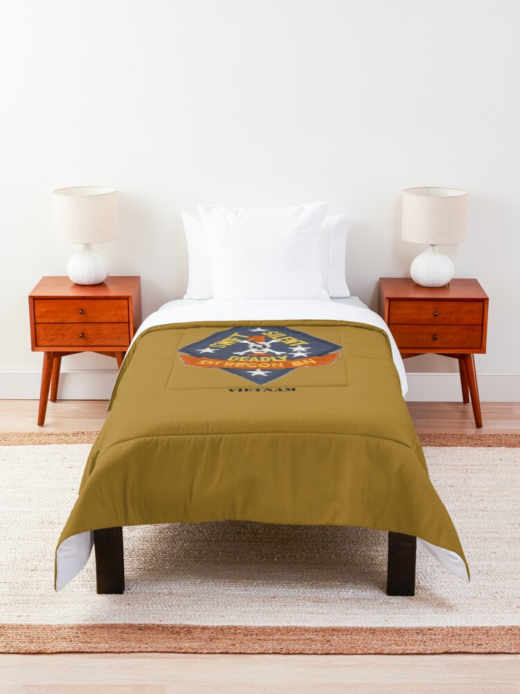Alternate view of 1ST RECON BATTALION - VIETNAM Comforter