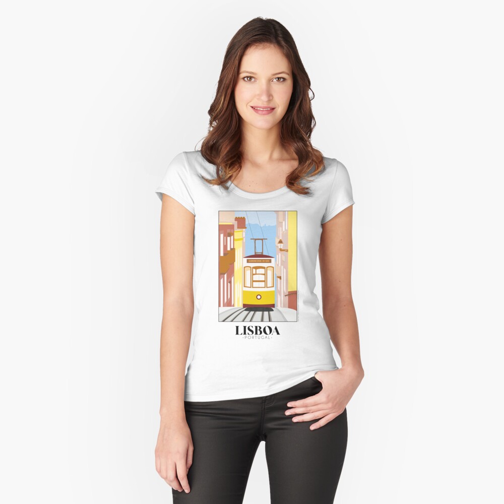 Artikel-Vorschau von Tailliertes Rundhals-Shirt, designt und verkauft von StudioSofiafr.