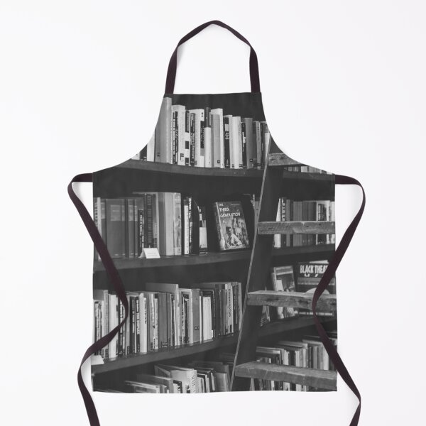 Artikelvorschau, Bücherregale mit Leiter in Schwarz und Weiß entworfen und verkauft von SquishStitches.