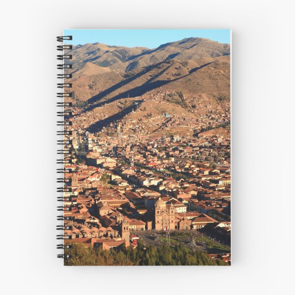 Artikelvorschau, Cusco-Stadt übersehen, Cusco Peru entworfen und verkauft von Roupen BAKER.