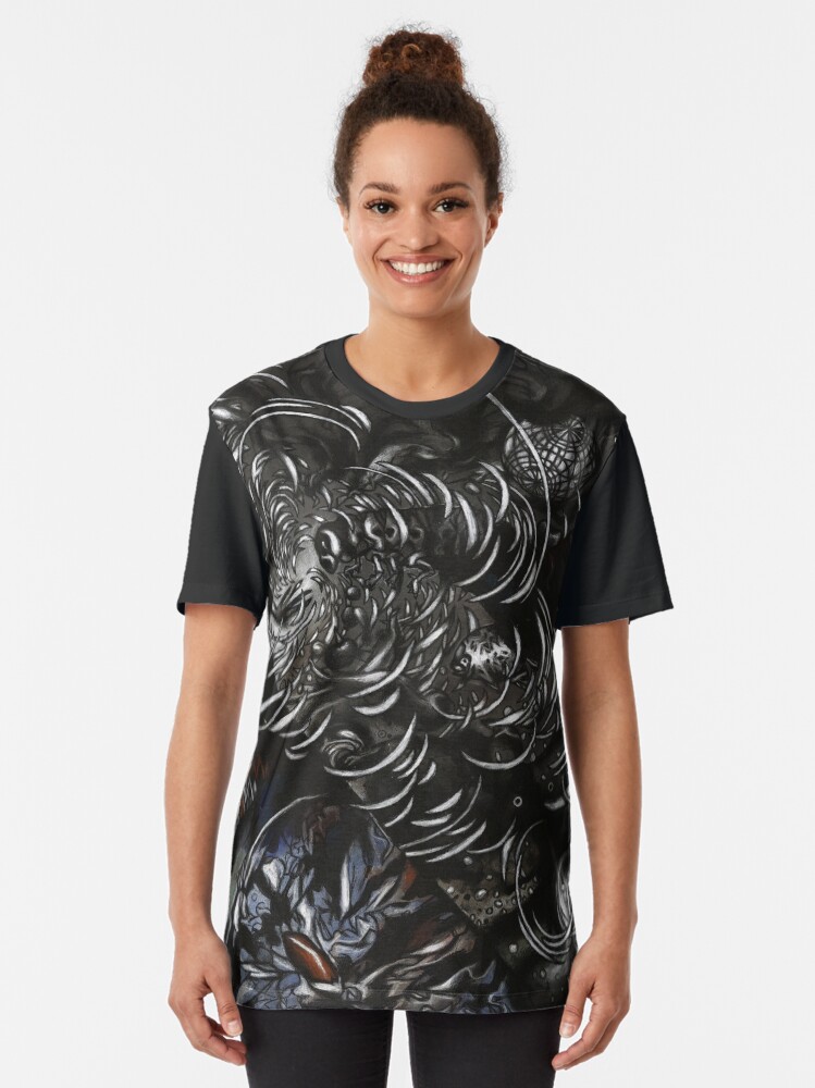 Alternate view of Etsija Graphic T-Shirt