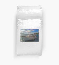 The family boat Duvet Cover