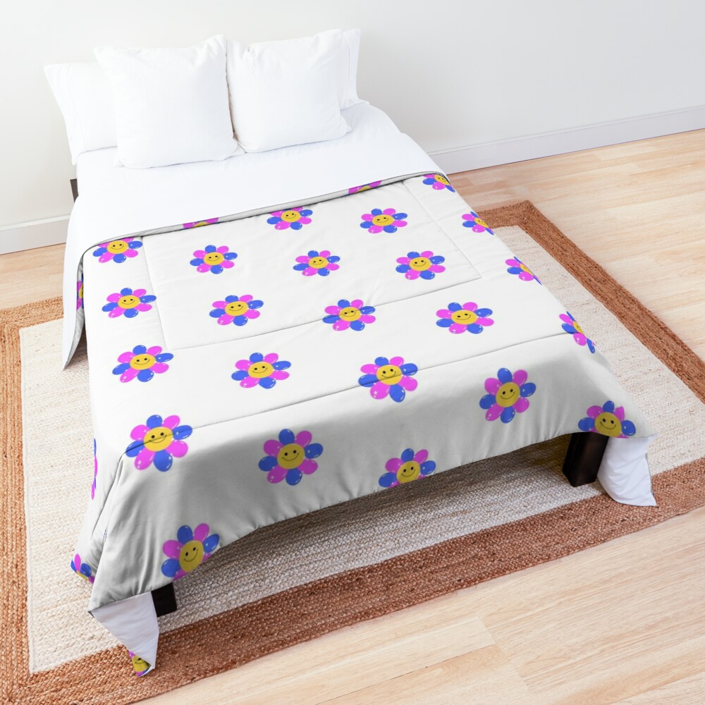 Disover Cute Kidcore Flower Smiley Quilt