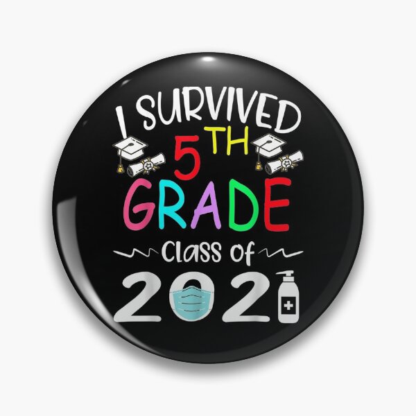 Artikelvorschau, I Survived 5th Grade Class Of 2021 Fifth Grader Student Gift entworfen und verkauft von mchargue12.