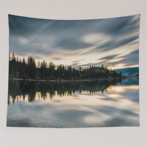 Artikelvorschau, Wandteppich, Überwurfdecken, Bettdecken, Bettbezüge, Duschvorhänge, Sonnenuntergangswandkunst, Naturszene, Natursonnenuntergänge, Hüttenszene, Hüttenhimmel, Metallfotodrucke entworfen und verkauft von eyesight4vision.