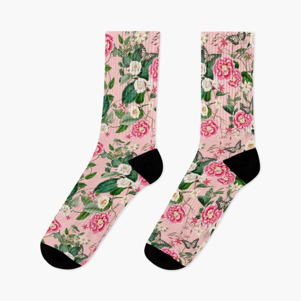 Artikelvorschau, Roses and Butterflies on Pink entworfen und verkauft von meggydesigns.