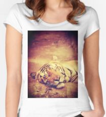 Vintage Tiger Women's Fitted Scoop T-Shirt