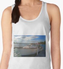 The family boat Women's Tank Top