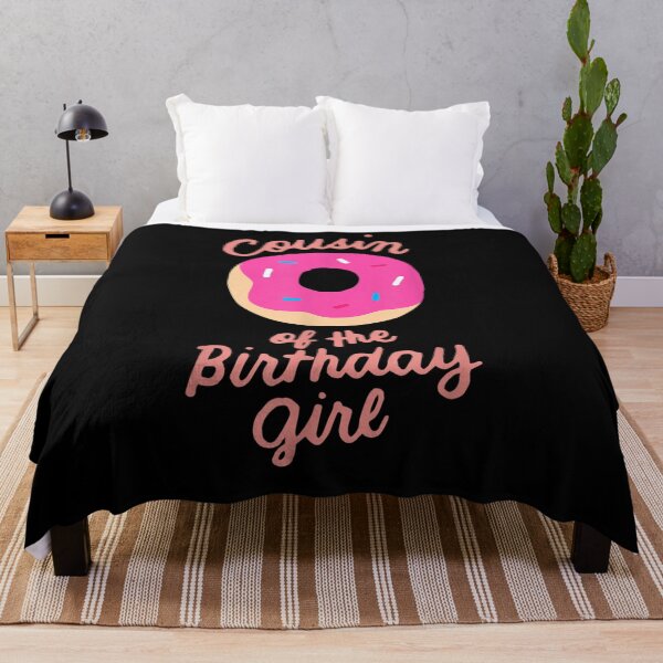 Artikelvorschau, Cute Cousin Of The Birthday Girl Sweet Matching Family Donut Gift entworfen und verkauft von mchargue12.