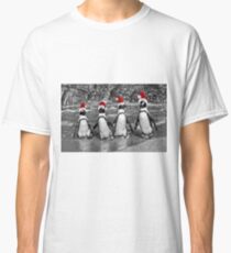 Penguins with Santa Claus caps Classic T-Shirt
