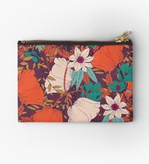 Botanical pattern 010 Studio Pouch