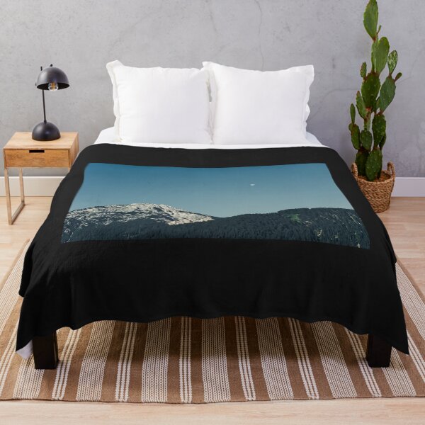 Artikelvorschau, Berge T-ShirtEarly Morning Dolomites Mountain entworfen und verkauft von AirlieLeay.