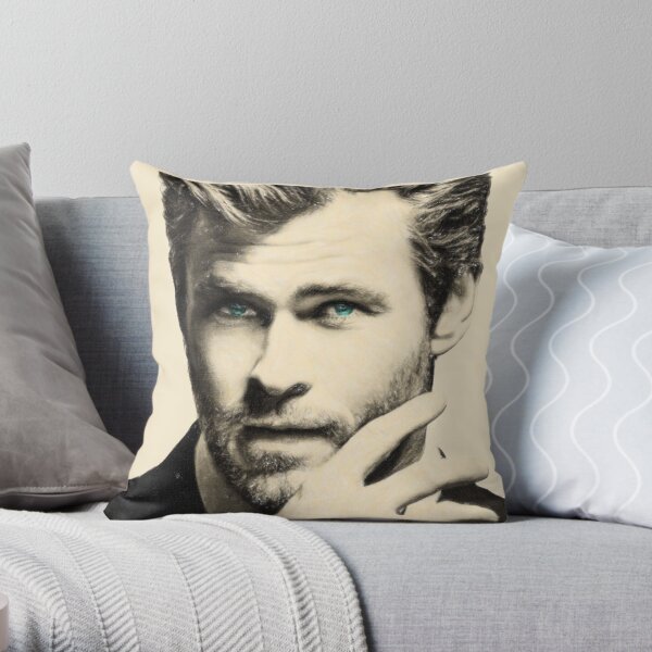 Chris Hemsworth Throw Pillow