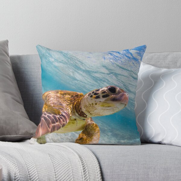 Turtle selfie - print Throw Pillow