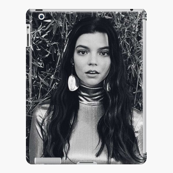 Anya Face iPad Cases & Skins for Sale