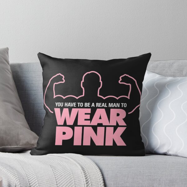 Artikelvorschau, Echter Mann trägt rosa T-Shirt entworfen und verkauft von Clavitaps.