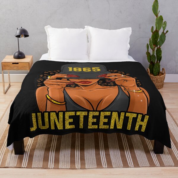 Aperçu de l'œuvre 1865 Juneteenth Celebrate Black Girl Magic Melanin Women T-Shirt  créée et vendue par Dragon-Copeha.