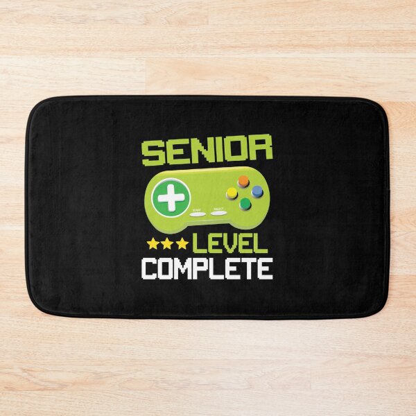 Artikelvorschau, Senior Complete Gamer Gaming Abschluss-T-Shirt entworfen und verkauft von nutallrosario.