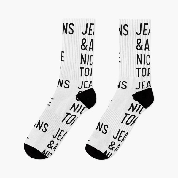 Artikelvorschau, Jeans und ein schönes Top | Mode | Outfit | OOTD | Typografie entworfen und verkauft von itsokaybyme.