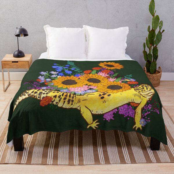 Item preview, Gecko leopardo en las flores designed and sold by Jessuh.