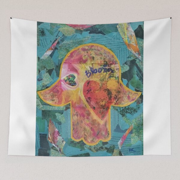 Artikelvorschau, Bloom Hamsa von Harriette Knight entworfen und verkauft von harrietteknight.