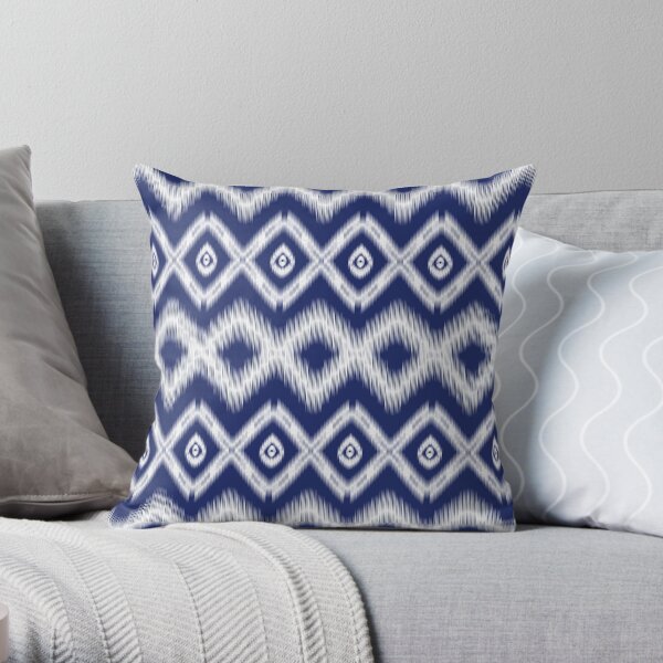 Ethnic seamless ikat pattern Throw Pillow