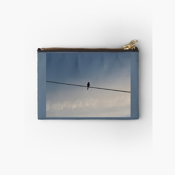 Artikelvorschau, Vogel auf der Stromleitung entworfen und verkauft von PhotosByTrent.