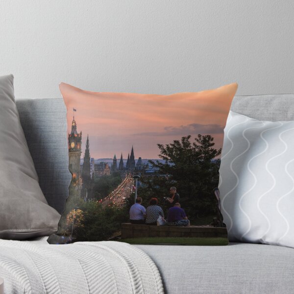 Artikelvorschau, Nightfall over Edinburgh from Calton Hill entworfen und verkauft von Miles Gray.