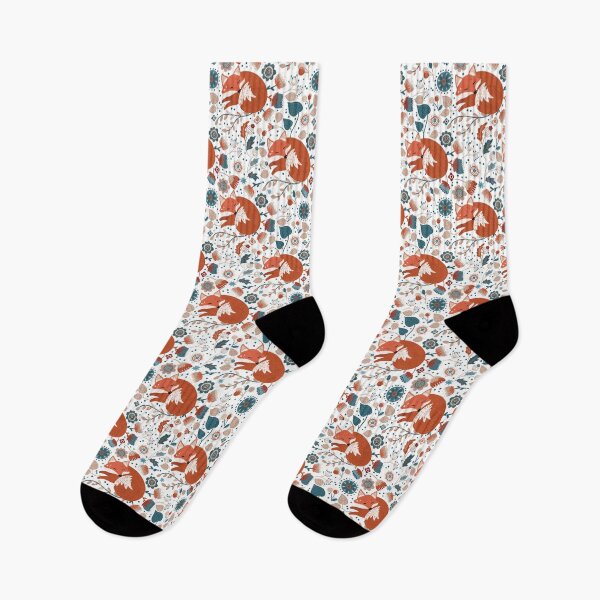 Artikelvorschau, Orange fox sleeping entworfen und verkauft von Patternsonly.